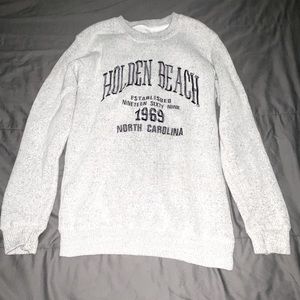 A good quality crewneck in great condition!